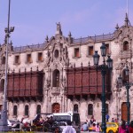 Autour de la Place Centrale du vieux Lima (2)