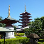 une pagode dans le jardin du temple